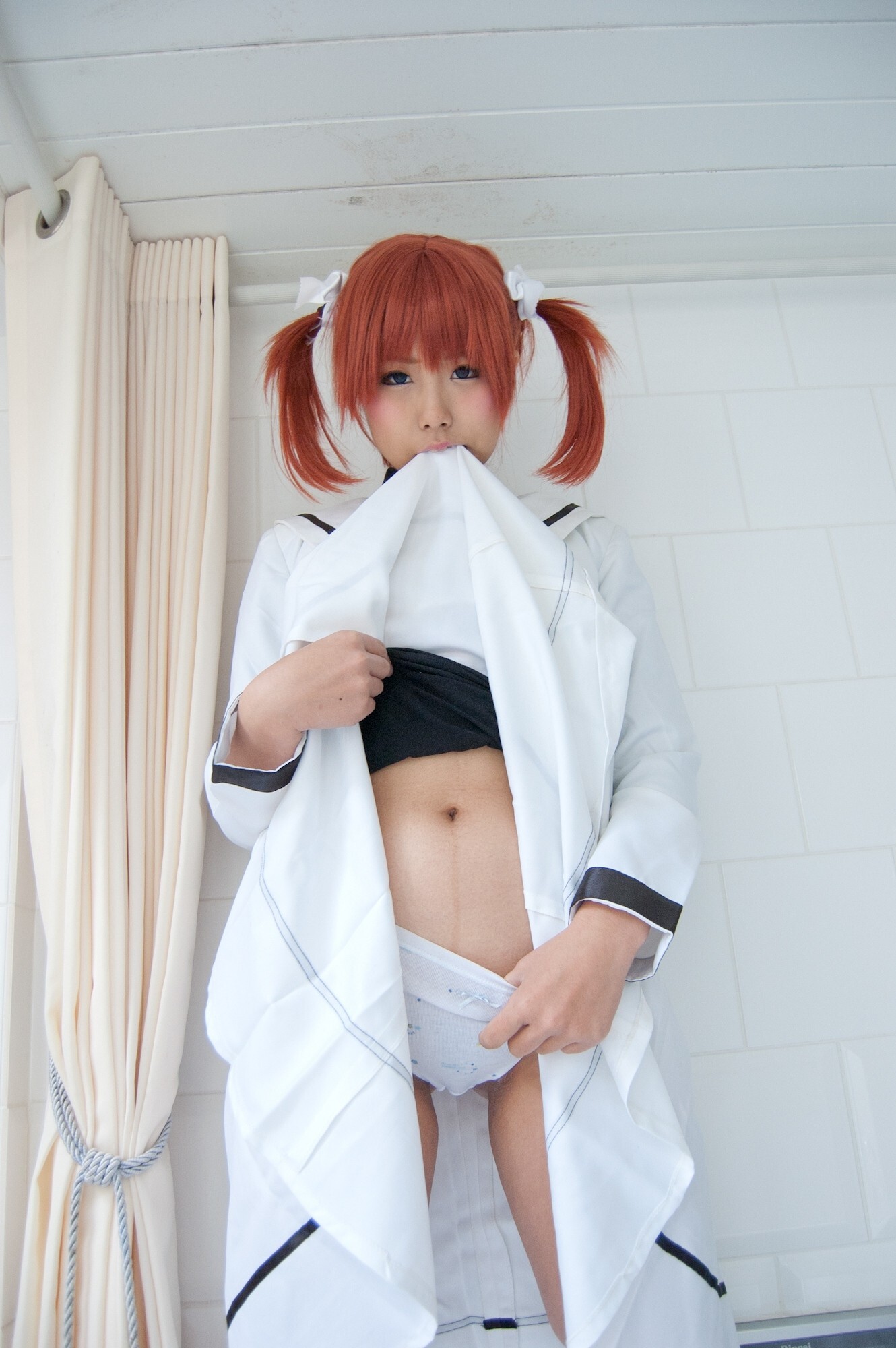 [Cosplay]  Hot Maho Shojo Lyrical Nanoha 1